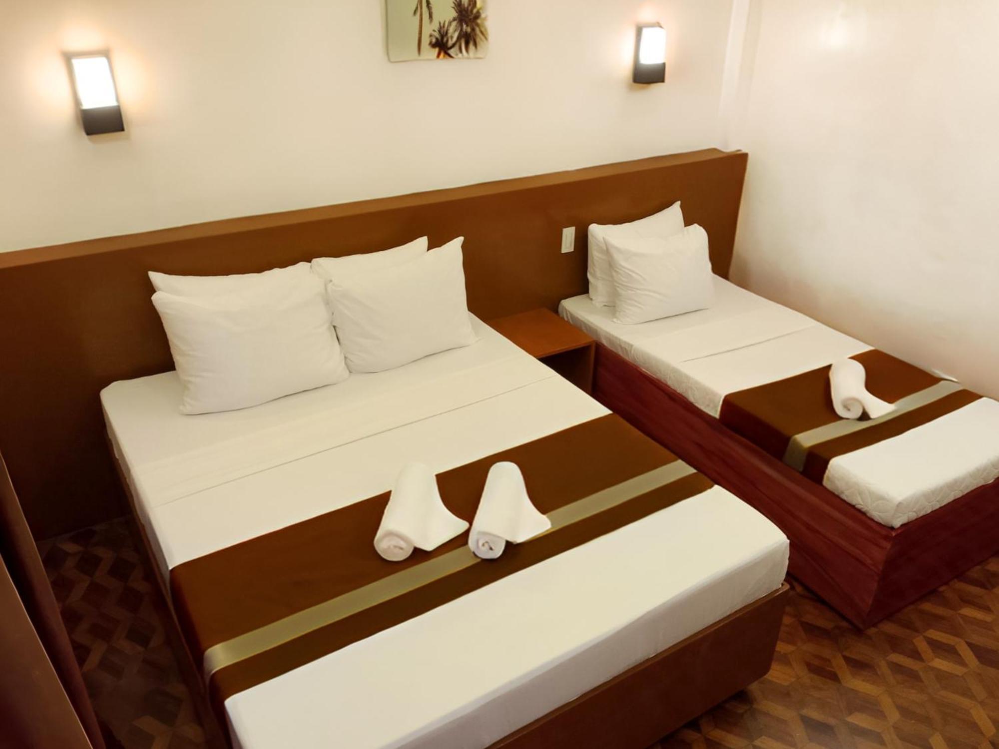 Dy Heritage Suites Vigan Exterior photo
