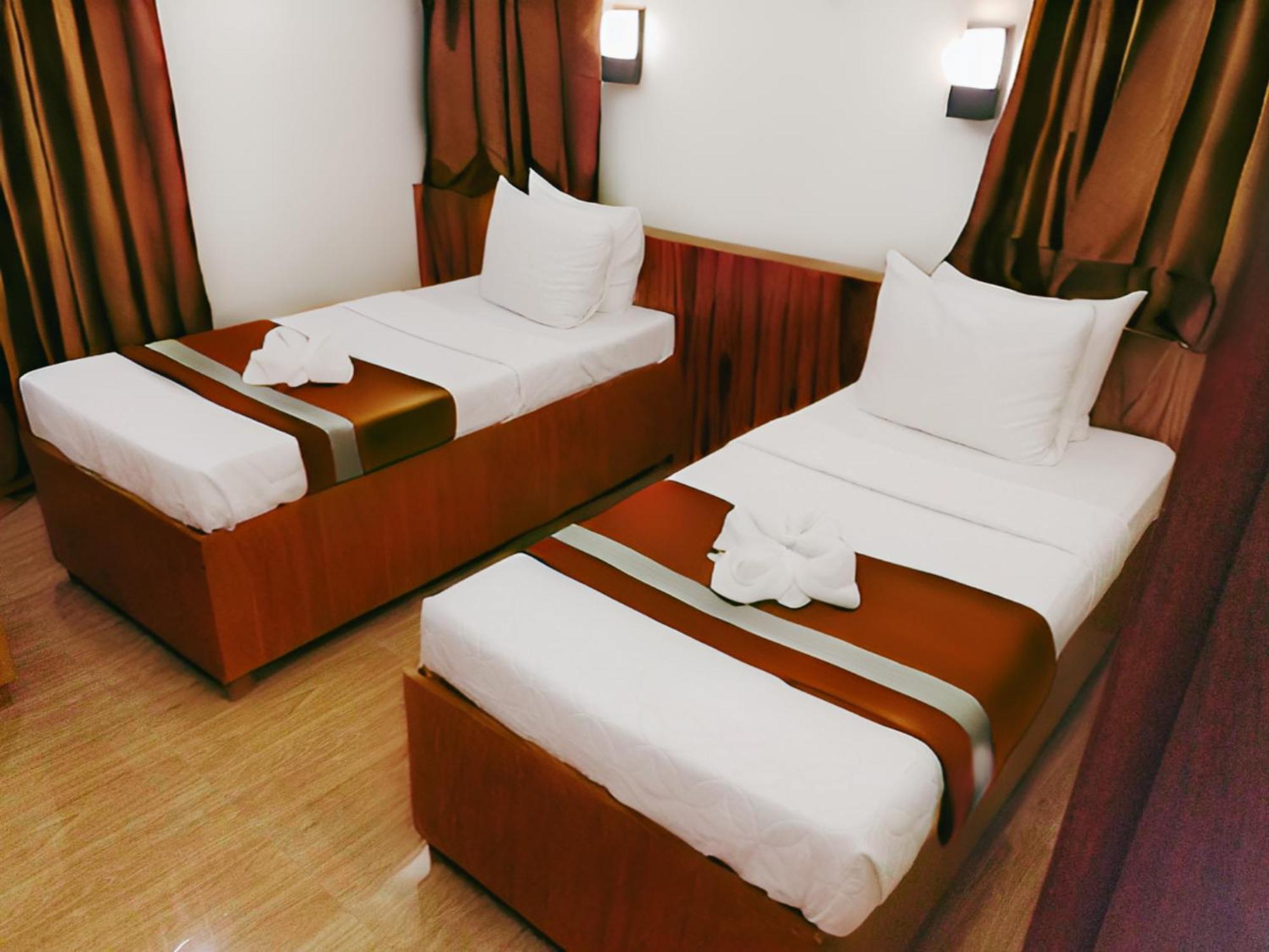 Dy Heritage Suites Vigan Exterior photo
